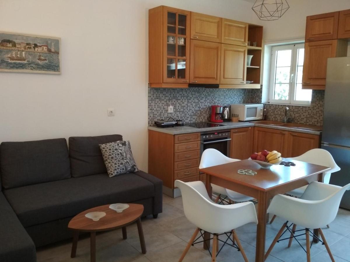 Theofilos Apartment Sitia  Ngoại thất bức ảnh